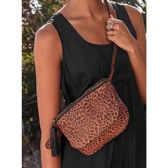 Johnny Was leopard print belt bag also can be warm as a cross body - Picture 1 of 8